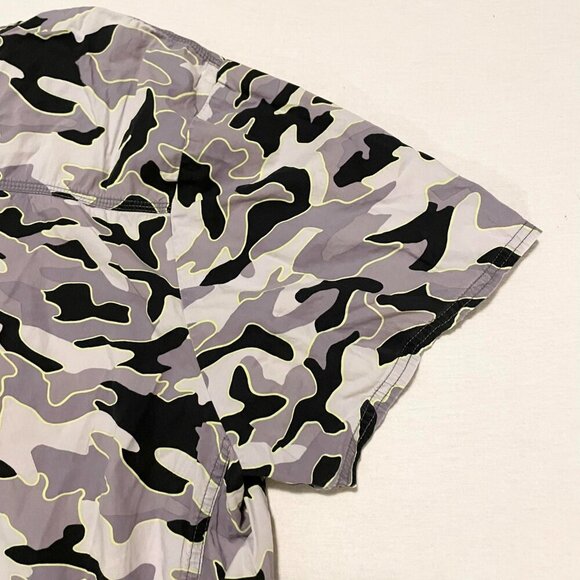 Dickies Camo Scrub Shirt Womens Size 2XL Flaws - Picture 12 of 16